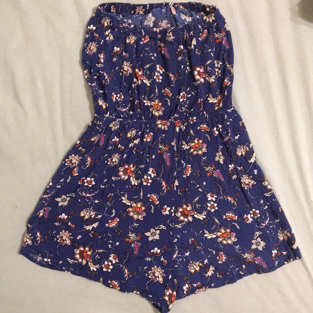 BLUE PRINT ROMPER 🤩 - Picture 2 of 2